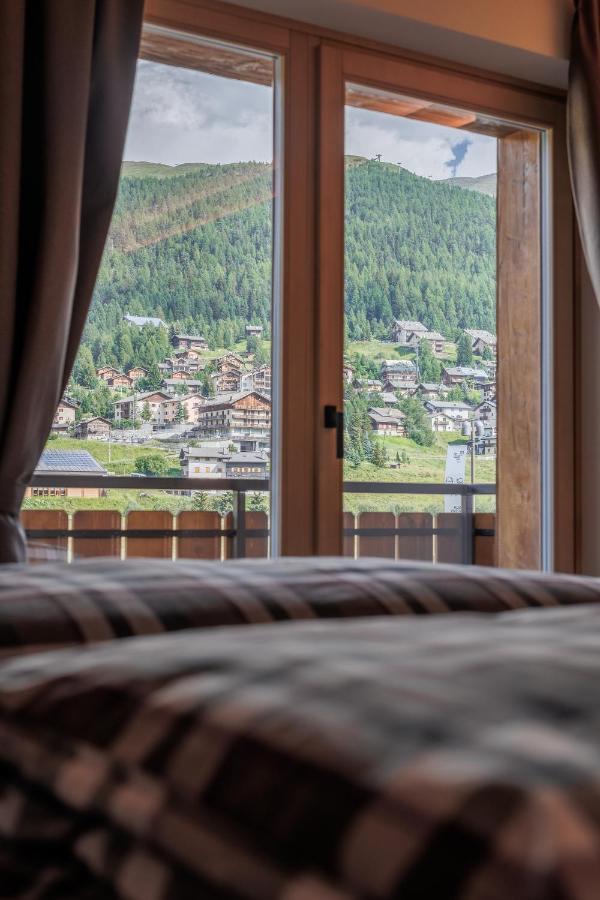 Stella Del Nord - Livigno Centro Apartment Luaran gambar